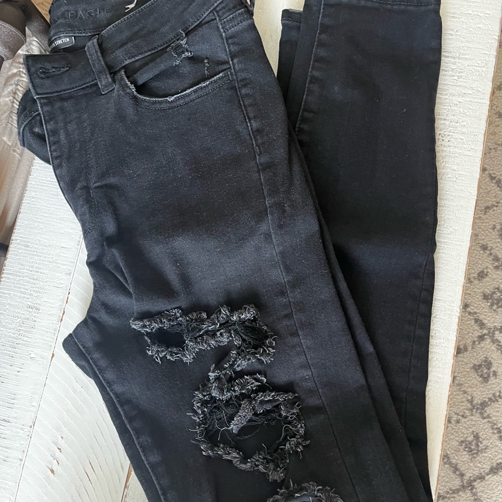 American Eagle black distressed skinny jeans